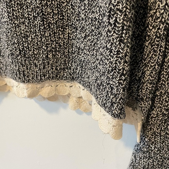 Urban Outfitters Grey Sweater Lace Trim - Picture 4 of 12